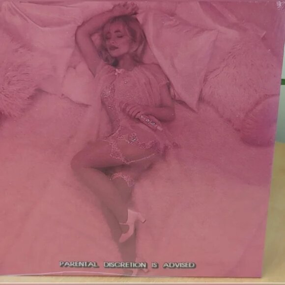 Sabrina Carpenter BED CHEM 7" Single Vinyl Brand New - Picture 2 of 6